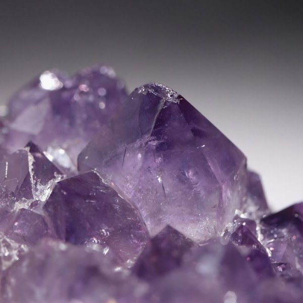 画像4: 【一点物】置物　笑口アメジストジオード　約429g　ブラジル産　紫　パープル　風水　運気　金運　財運　パワーストーン　品番：15805 (4)