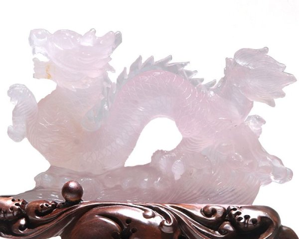 画像3: 【現品限り】【一点物】置物 ローズクォーツ 龍 台付き ケース付き パワーストーン 天然石 品番:15966 (3)