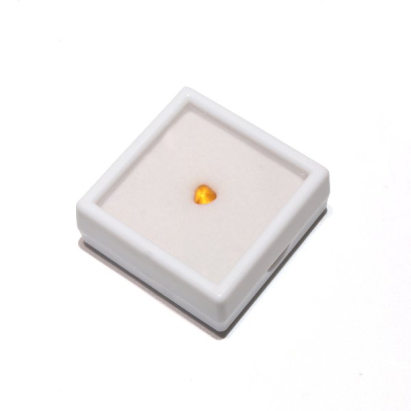 画像5: ルース アンバー トリリアントカット 約5mm リトアニア産 ケース付き 金運 お守り 勝負 品番:16201 (5)