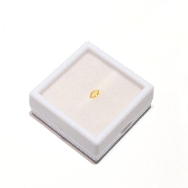 画像5: ルース ファンシーサファイヤ イエロー マーキスカット 約3×6mm スリランカ産 ケース付き 誠実 慈愛 徳望 天然石 品番:16200 (5)