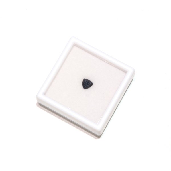 画像5: ルース ブラックスピネル トリリアントカット 約3.5×6mm ミャンマー産 ケース付き 成功 目標達成 魔除け 厄除け 潜在能力 天然石 品番:16211 (5)