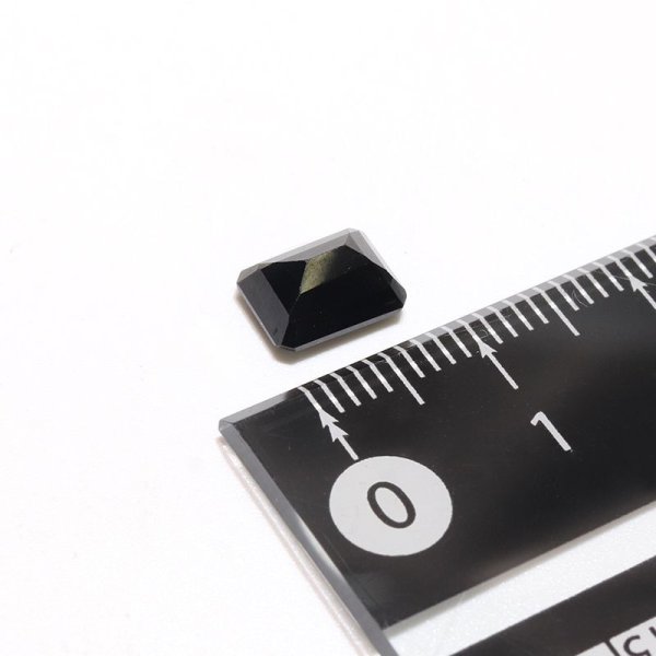 画像4: ルース ブラックスピネル エメラルドカット 約8×6mm ミャンマー産 ケース付き 成功 目標達成 魔除け 厄除け 潜在能力 天然石 品番:16232 (4)