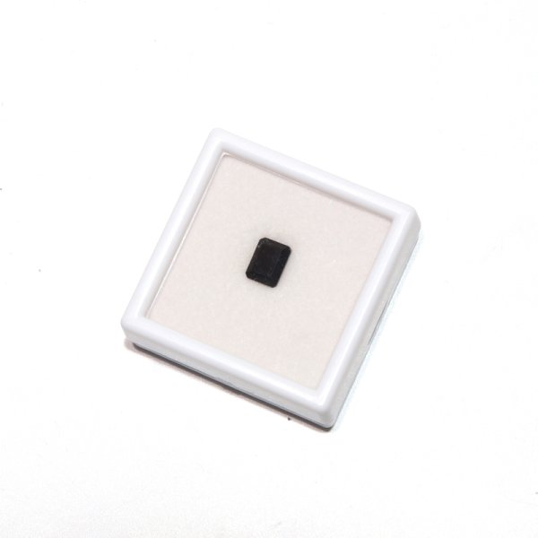 画像5: ルース ブラックスピネル エメラルドカット 約9×7mm ミャンマー産 ケース付き 成功 目標達成 魔除け 厄除け 潜在能力 天然石 品番:16233 (5)
