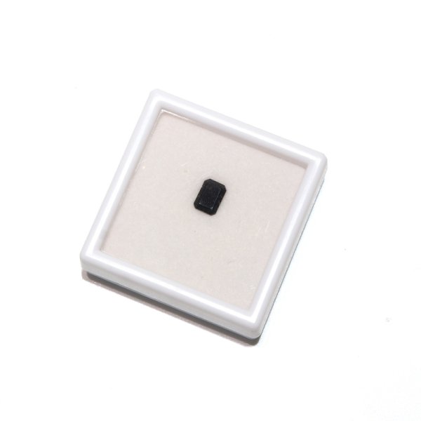 画像4: ルース ブラックスピネル エメラルドカット 約7×5mm ミャンマー産 ケース付き 成功 目標達成 魔除け 厄除け 潜在能力 天然石 品番:16376 (4)