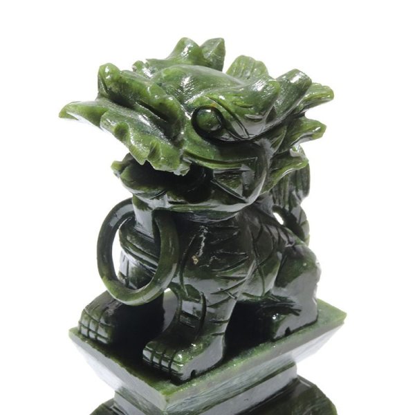 画像2: 置物 彫り物 麒麟 岫岩玉 約13cm 中国産 一対 縁起物 平和 厄除け パワーストーン 天然石 品番:16445 (2)