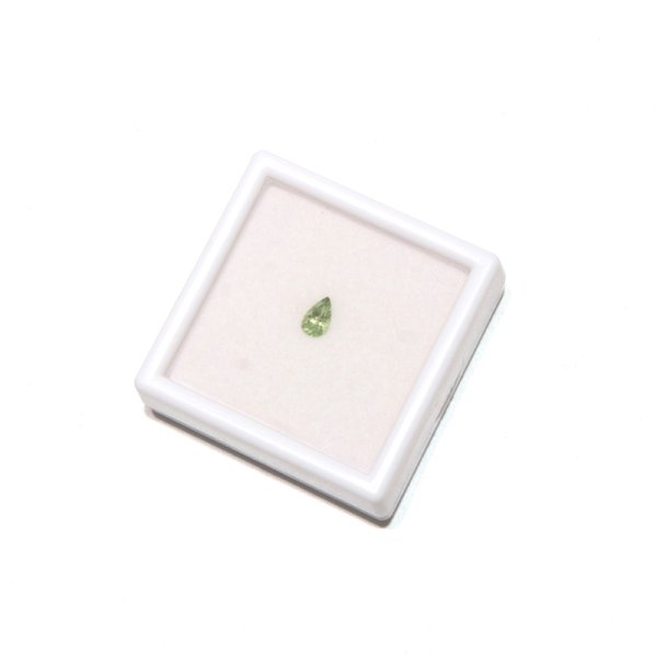 画像4: ルース ルドヴィジャイトインペリドット ペアシェイプ 約4×6mm パキスタン産 ケース付き 夫婦愛 癒し 希望 パワーストーン 天然石 品番: 16475 (4)