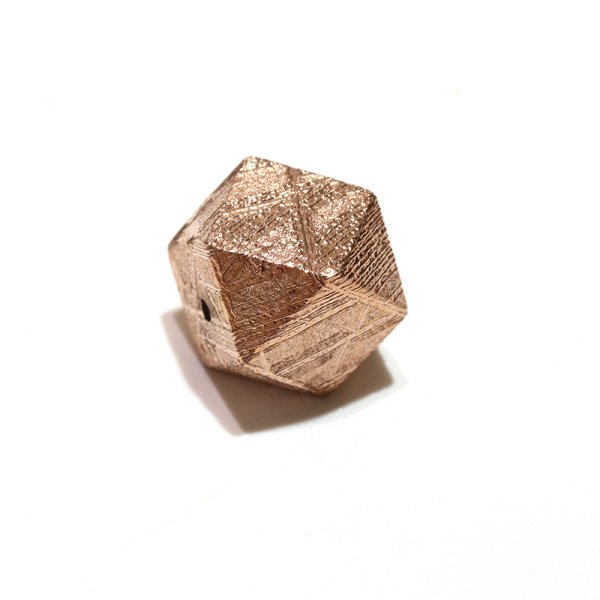 画像2: バラ石 ギベオン<ナミビア産> ピンクゴールド カット 約10mm 穴あき 一粒売り 宇宙のパワー 隕石 パワーストーン 天然石 品番:16561 (2)