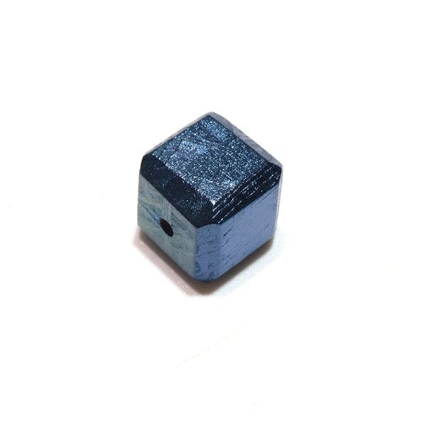 画像3: バラ石 ギベオン<ナミビア産> ブルー 正方形 約8mm 穴あき 一粒売り 宇宙のパワー 隕石 パワーストーン 天然石 品番:16619 (3)
