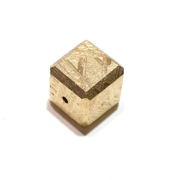 画像3: バラ石 ギベオン<ナミビア産> ゴールド 正方形 約10mm 穴あき 一粒売り 宇宙のパワー 隕石 パワーストーン 天然石 品番:16622 (3)