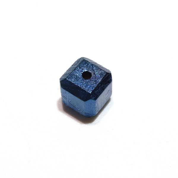 画像3: バラ石 ギベオン<ナミビア産> ブルー 正方形 約6mm 穴あき 一粒売り 宇宙のパワー 隕石 パワーストーン 天然石 品番:16617 (3)