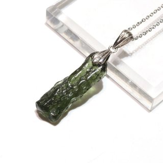 現品限り】ペンダントトップ モルダバイト＜チェコ産＞ シルバー925