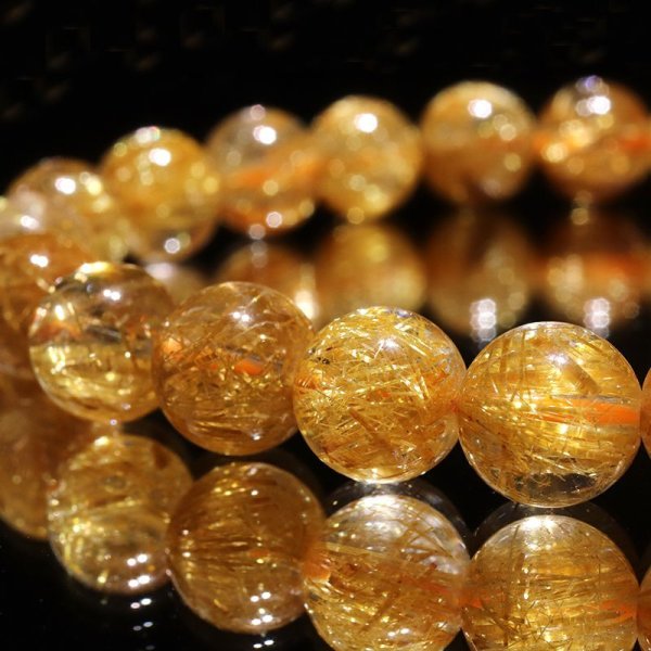 画像2: ブレス 高品質ゴールドタイチンルチル<ブラジル産> 丸 約8mm 金運 財運 ギャンブル運 パワーストーン 天然石 品番:16771 (2)