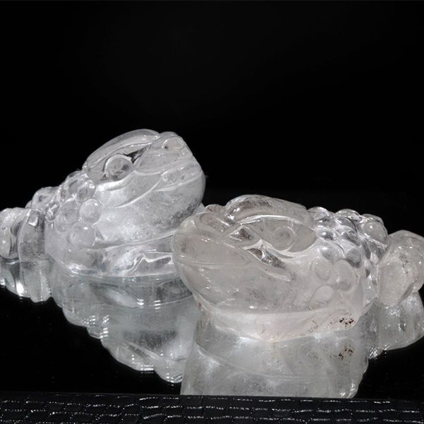 画像4: 置物 三脚蟾蜍 水晶 ブラジル産 銭蛙 三本足蛙 金運 財運 クォーツ パワーストーン 天然石 品番:16836 (4)