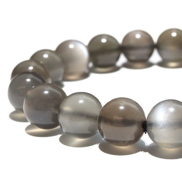 画像2: ブレス　グレームーンストーン＜スリランカ産＞　丸　約9.5mm　人間の情緒　社交性　喜び　パワーストーン　天然石　品番：17131 (2)