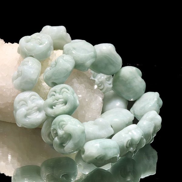 画像5: ブレス　翡翠　布袋様＜ミャンマー産＞　約20×21mm　ヒスイ　人生　成功　守護　パワーストーン　天然石　品番：17163 (5)