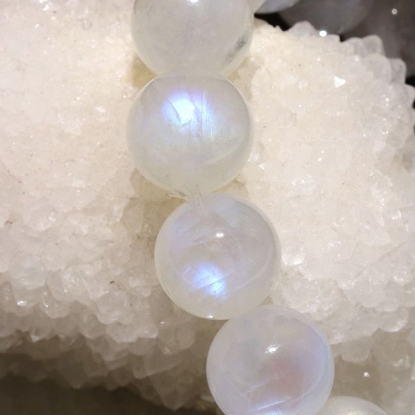 画像4: ブレス　ムーンストーン＜インド産＞　丸　約13.5mm　人間の情緒　社交性　喜び　パワーストーン　天然石　品番：17360 (4)