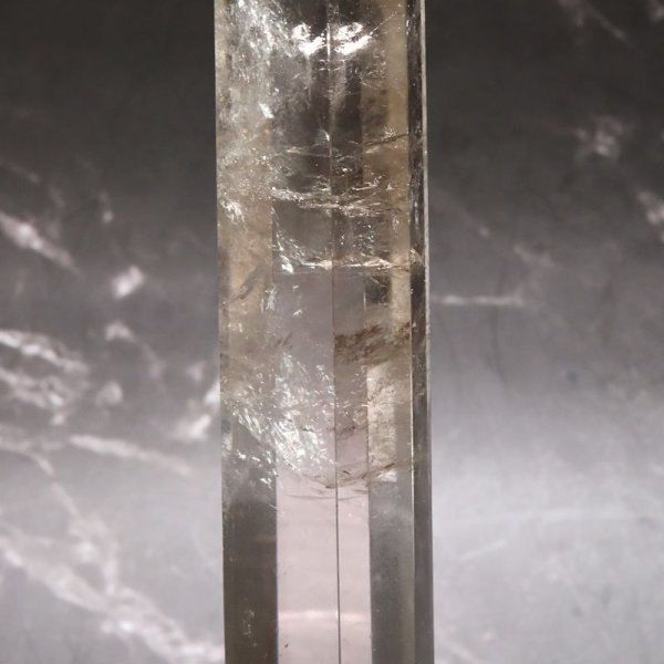 画像3: 置物 水晶 六角柱 ブラジル産 台付き 浄化 クォーツ パワーストーン 天然石  品番:17451 (3)