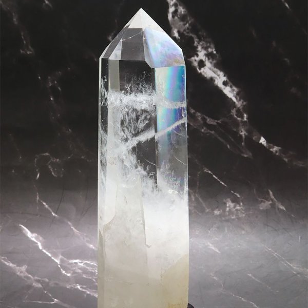 画像4: 置物 水晶 六角柱 ブラジル産 台付き 浄化 クォーツ パワーストーン 天然石  品番:17453 (4)