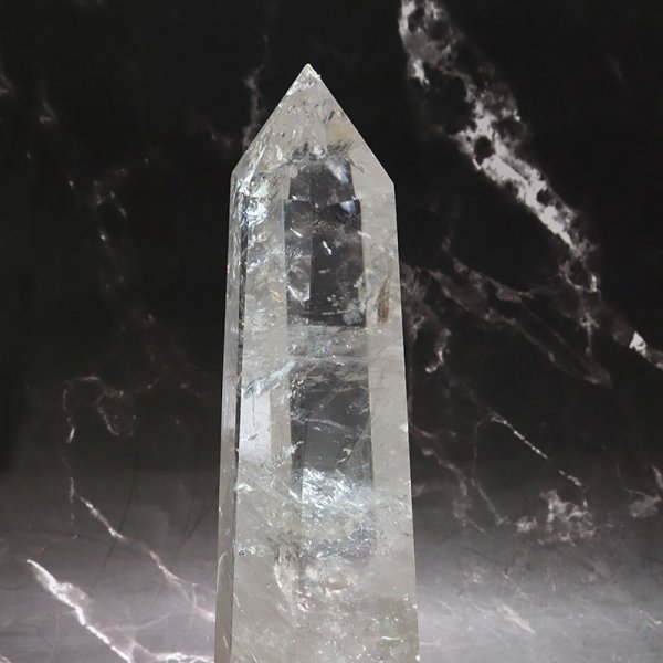 画像4: 置物 水晶 六角柱 ブラジル産 台付き 浄化 クォーツ パワーストーン 天然石  品番:17454 (4)