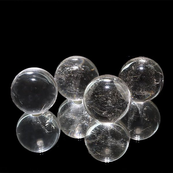 画像2: 丸玉 水晶 約29mm ブラジル産 浄化 クォーツ パワーストーン 天然石 品番:17560 (2)
