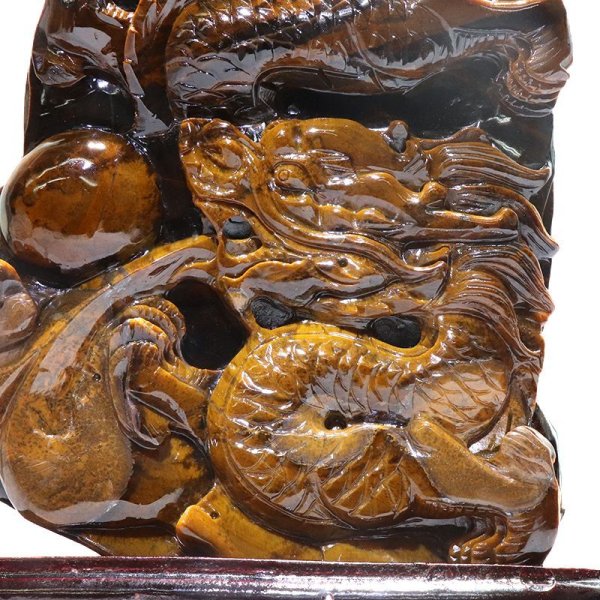 画像3: 【一点物】置物　タイガーアイ　龍　アフリカ産　台付き　風水　家庭円満　出世　商運　財運　金運　仕事運　お守り　パワーストーン　天然石　品番：17861 (3)