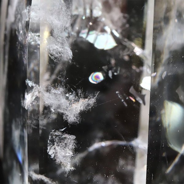 画像4: 【一点物】置物　水晶　六角柱　ブラジル産　浄化　クォーツ　パワーストーン　天然石　品番：17908 (4)