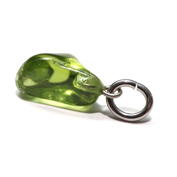 画像2: 【7/31までクーポン使用で20%OFF(クーポン番号:B2407)】ペンダントトップ ペリドット ブラジル産 ステンレス シルバー ケース付き 夫婦愛 癒し 希望 パワーストーン 天然石 品番:17944 (2)