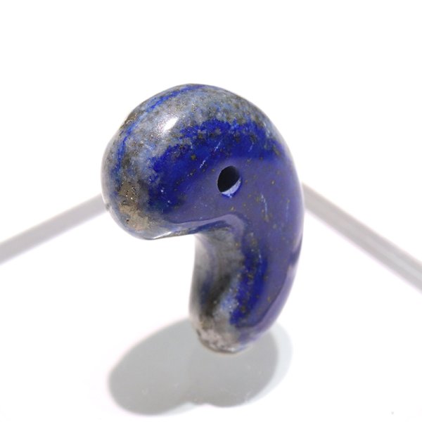 画像3: 勾玉　ラピスラズリ　約27mm　アフガニスタン産　邪気を払う　判断力　直感力を高める　パワーストーン　天然石　※ポイント対象外　品番：18241 (3)