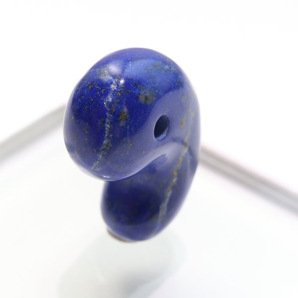 画像3: 勾玉　ラピスラズリ　約27mm　アフガニスタン産　邪気を払う　判断力　直感力を高める　パワーストーン　天然石　※ポイント対象外　品番：18254 (3)