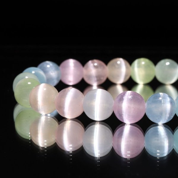 画像2: ブレス　セレナイトMIX＜モロッコ産＞　丸　約8mm　精霊　月の女神　エネルギー　浄化　癒し　パワーストーン　天然石　品番：18282 (2)