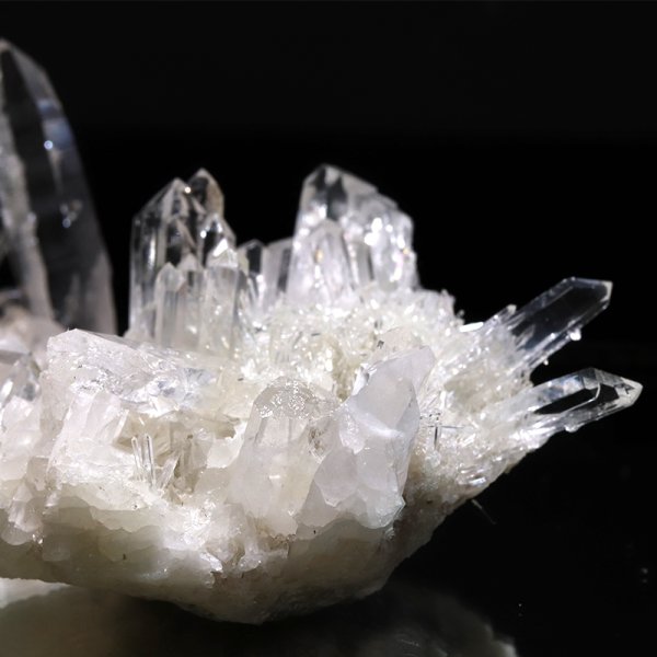 画像3: クラスター　マカルー産ヒマラヤ水晶　ネパール　マカルー産　浄化　クォーツ　パワーストーン　天然石　品番：18473 (3)