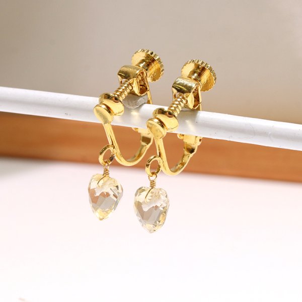 画像4: 【自社製アクセサリー10点以上でクーポン使用後30％OFF対象商品（クーポン番号：AC30）】イヤリング　シトリン　ハートカット　ネジバネ式　ステンレス　日本製　癒し　浄化　パワーストーン　天然石　※ポイント対象外　品番：18544 (4)