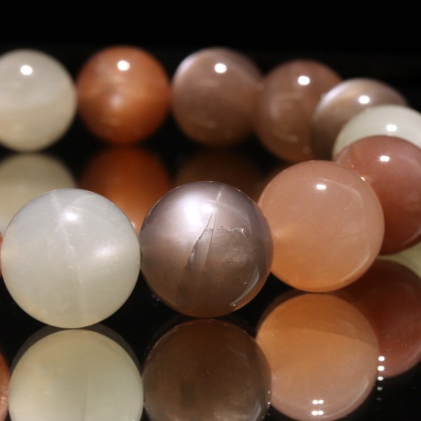 画像2: ブレス　MIXムーンストーン＜タンザニア産＞　丸　約12.5mm　品番：18649 (2)