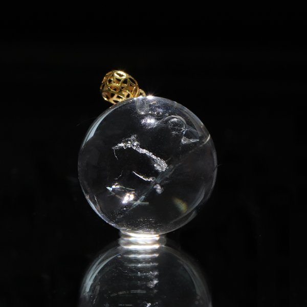 画像2: ペンダントトップ　水入り水晶　丸　約13ｍｍ　K18　ゴールド　品番：18876 (2)