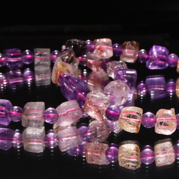 画像4: デザインブレス　スーパーセブン＜ブラジル産＞　丸約5mm　長方形約7〜10×約7〜9mm　品番：18900 (4)