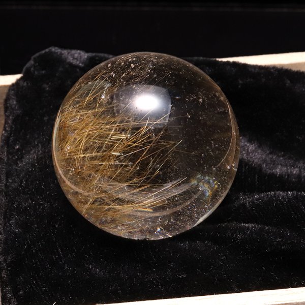 画像3: 【一点物】丸玉 ルチル入りマニハール水晶 インド マニハール地方産 約38mm ヒマラヤ水晶 品番:19083 (3)