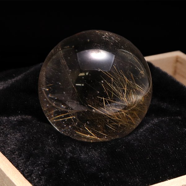 画像3: 【一点物】丸玉 ルチル入りマニハール水晶 インド マニハール地方産 約36mm 桐箱入り ヒマラヤ水晶 品番:19088 (3)