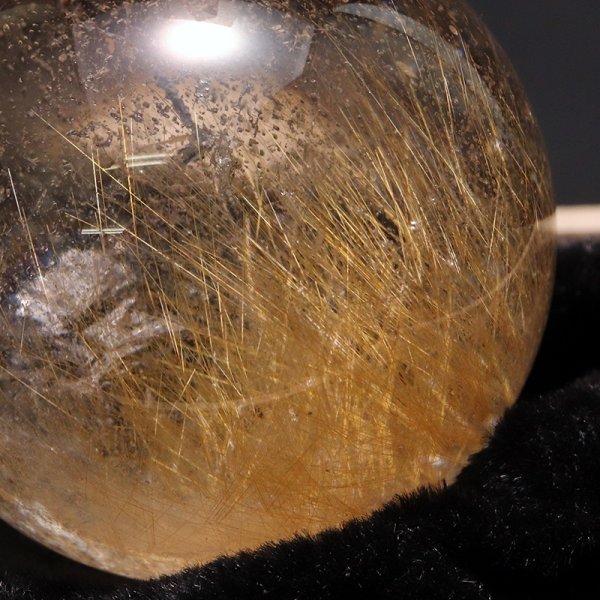 画像2: 【一点物】丸玉 ルチル入りマニハール水晶 インド マニハール地方産 約41mm ヒマラヤ水晶 品番:19082 (2)