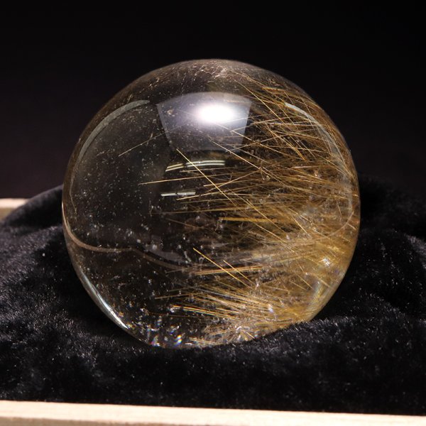 画像4: 【一点物】丸玉 ルチル入りマニハール水晶 インド マニハール地方産 約38mm ヒマラヤ水晶 品番:19083 (4)