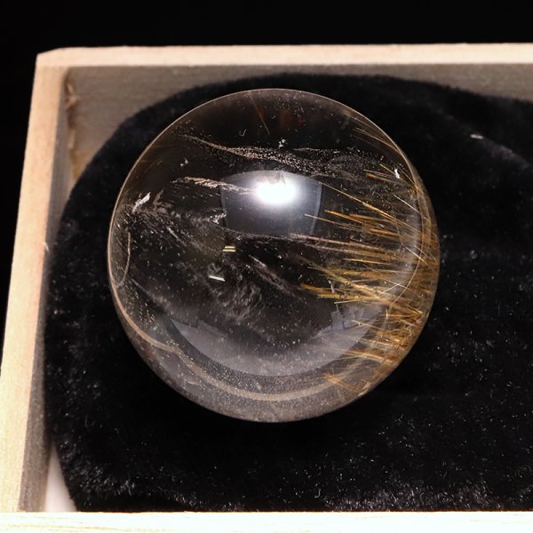 画像3: 【一点物】丸玉 ルチル入りマニハール水晶 インド マニハール地方産 約38mm ヒマラヤ水晶 品番:19087 (3)