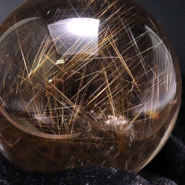 画像2: 【一点物】丸玉 ルチル入りマニハール水晶 インド マニハール地方産 約38mm ヒマラヤ水晶 品番:19084 (2)