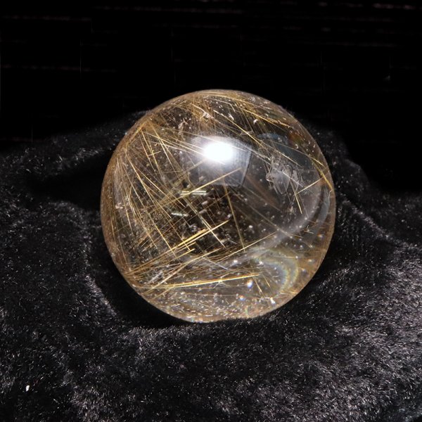 画像4: 【一点物】丸玉 ルチル入りマニハール水晶 インド マニハール地方産 約33mm 桐箱入り ヒマラヤ水晶 品番:19090 (4)