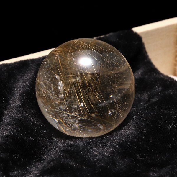画像3: 【一点物】丸玉 ルチル入りマニハール水晶 インド マニハール地方産 約26mm 桐箱入り ヒマラヤ水晶 品番:19101 (3)