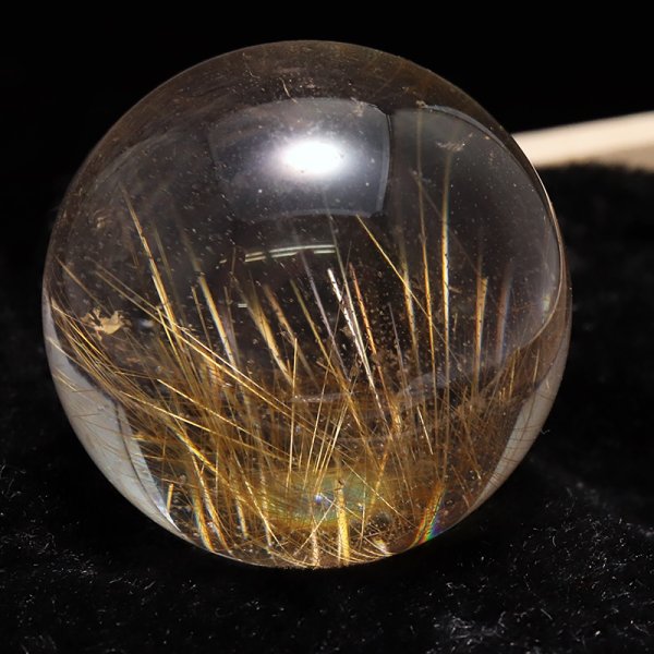 画像2: 【一点物】丸玉 ルチル入りマニハール水晶 インド マニハール地方産 約27mm 桐箱入り ヒマラヤ水晶 品番:19097 (2)