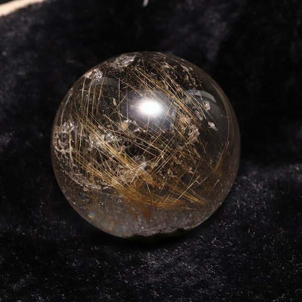 画像2: 【一点物】丸玉 ルチル入りマニハール水晶 インド マニハール地方産 約23mm 桐箱入り ヒマラヤ水晶 品番:19109 (2)