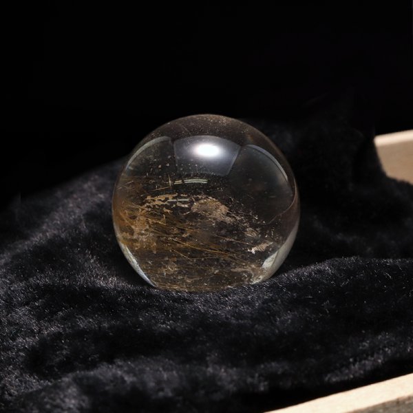 画像3: 【一点物】丸玉 ルチル入りマニハール水晶 インド マニハール地方産 約23mm 桐箱入り ヒマラヤ水晶 品番:19109 (3)