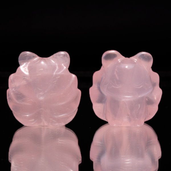 画像2: 天然石パーツ 九尾の狐 ローズクォーツ 縦穴 約2.2cm×約2.1cm 品番:19257 (2)