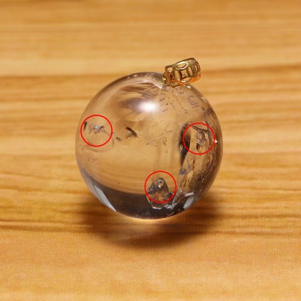 画像2: ペンダントトップ 水入り水晶 丸 約16mm K18 ゴールド 3ヶ所 水入り 品番:19261 (2)