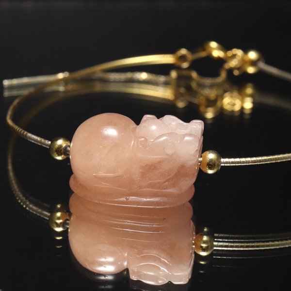 画像4: 天然石パーツ 貔貅(ヒキュウ) MIXベリル 横穴 約1〜1.2cm×約1.5〜1.8cm 品番:19260 (4)
