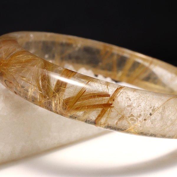 画像2: 【一点物】クローズドバングル　ルチルクォーツ＜ブラジル産＞　幅　約12mm　ケース付き　品番：19386 (2)